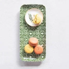 2 Piece Patterned Platter with Small Plate Set