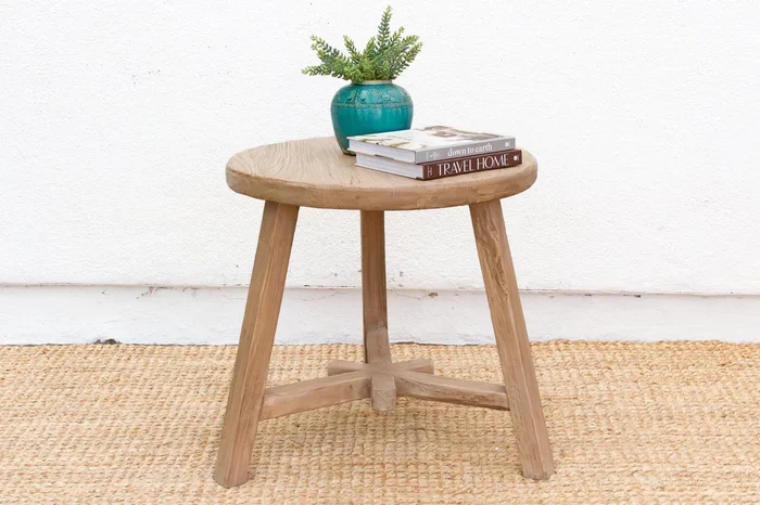 26″ Dm Rustic Modern Round Table (Trade)