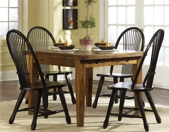 5-Piece Table & Chair Set with 2 Table Leaves