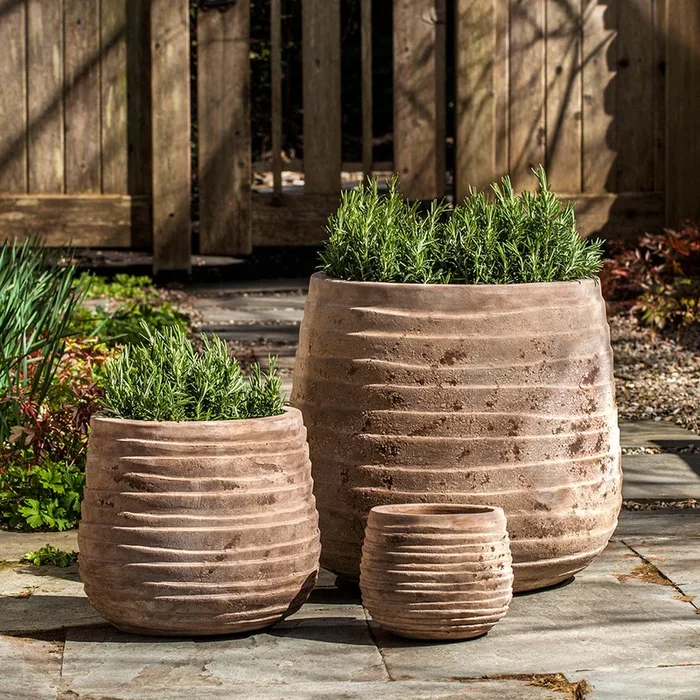 Antico Brown Wave Pattern Terra Cotta Planters – Set of 3
