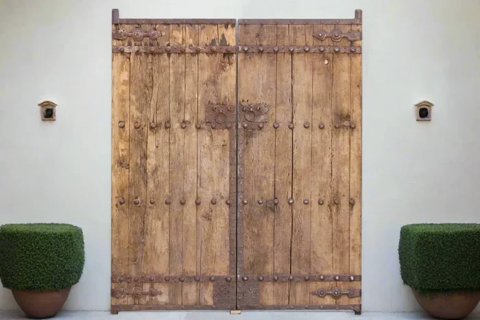 Antique Iron Blossom Architectural Courtyard Gate (Trade)