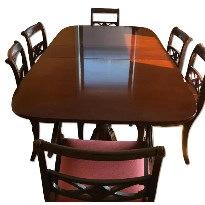 Antique Mahogany Dining Table w/ 6 Chairs