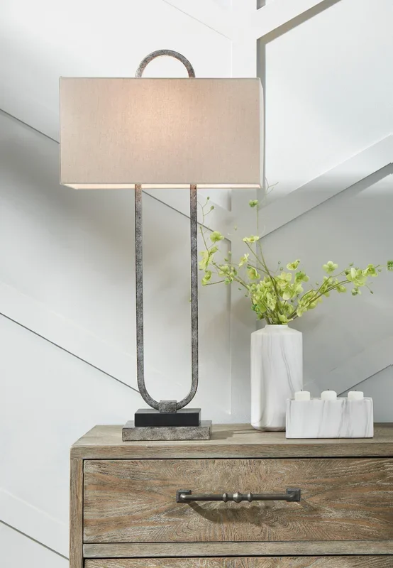 Bennish Table Lamp (Set of 2)