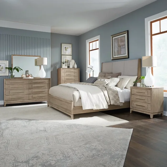 Brentwood 5-Piece Queen Upholstered Bedroom Set