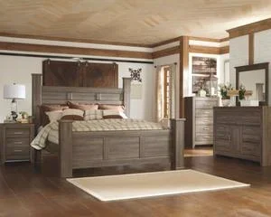 California King Poster Bed With Mirrored Dresser, Chest and Nightstand