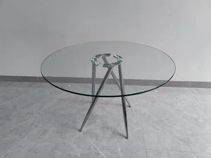 Contemporary 47″ Round Glass Table w/ Tapered Base