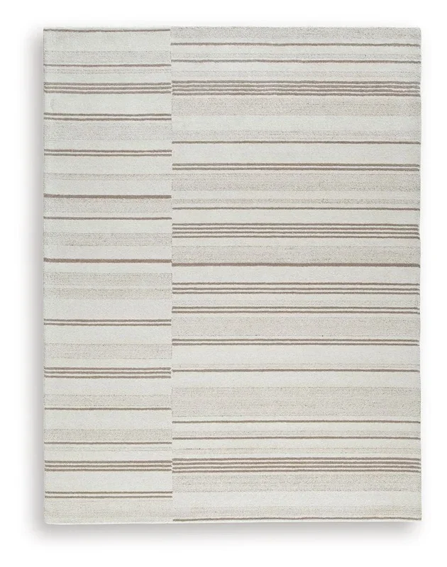 Gadence 7’8″ x 10′ Area Rug