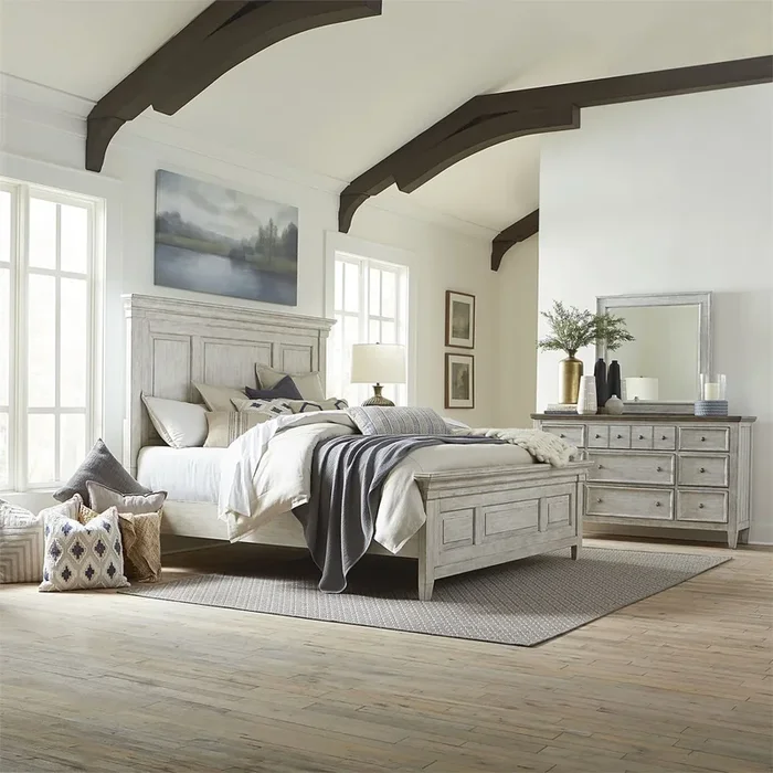 Heartland 3-Piece Queen Panel Bedroom Group
