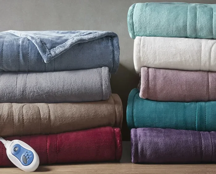 Heated Plush Grey Throw