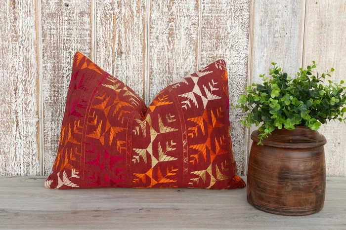 Hisha Antique Indian Folk Lumbar Pillow Cover