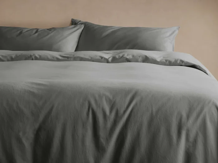 Italian Garment-Dyed Sateen Duvet Set in Charcoal
