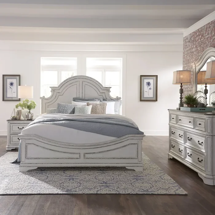 Magnolia Manor 4-Piece Cal. King Bedroom Set