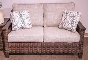 Monterey Point Outdoor Loveseat With Cushion