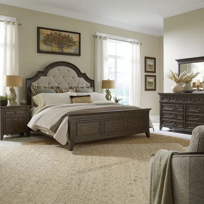 Paradise Valley 4-Piece Queen Bedroom Set