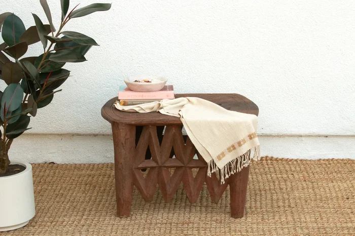 Rare Carved Leaf Top African Table (Trade)