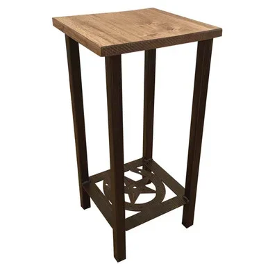Rustic Star Drink Table