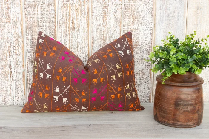 Shri Antique Indian Folk Lumbar Pillow Cover