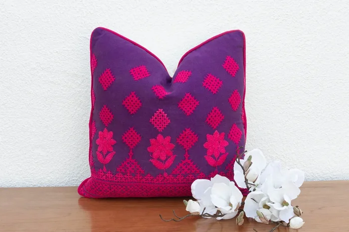 Srit Embroidered Floral Pillow