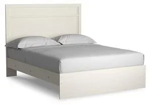 Stelsie Queen Panel Bed