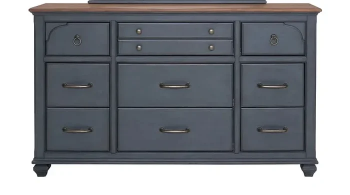 Traditional 9-Drawer Dresser with Felt-Lined Jewelry Insert