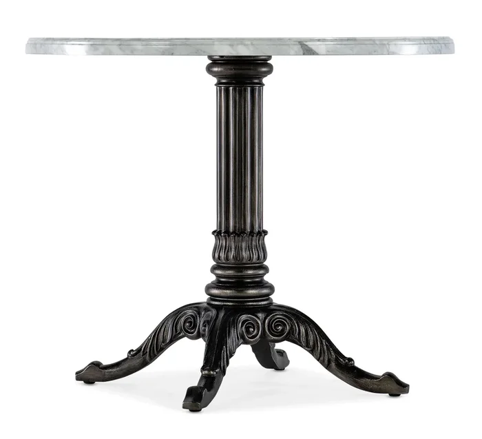 Traditional Round Dining Table with Single Pedestal