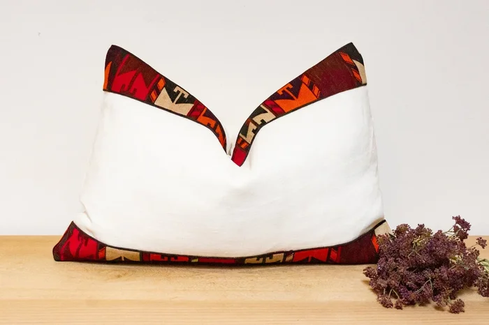 Tribal Antique Lakai Tribe Linen Pillow (Trade)