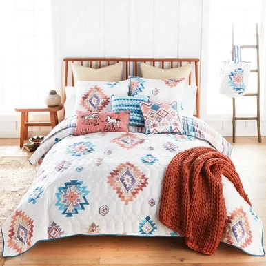 Tribal Diamonds Quilt Bed Set – King