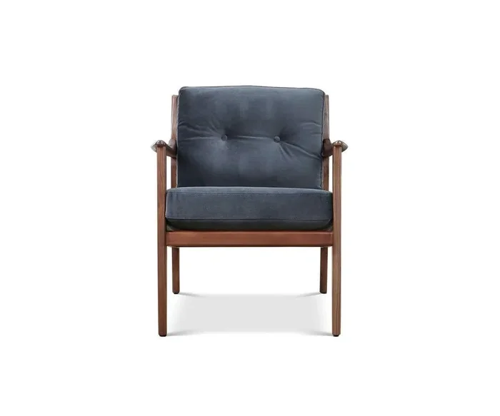 Undra Lounge Chair