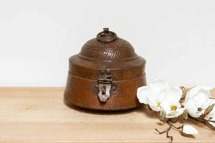 Vintage Hand-Hammered Copper Chapti Box (Trade)
