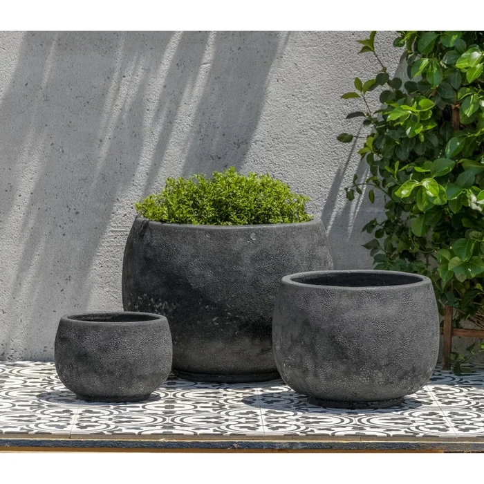 Volcanic Coral Glazed Terra Cotta Planters – Set of 3