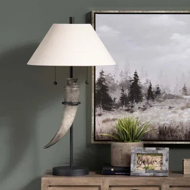 Wilderness Horn Lamp