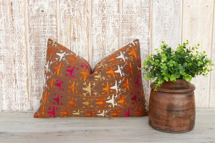 Zia Antique Indian Folk Lumbar Pillow Cover